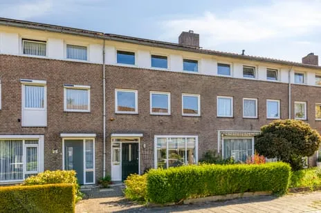 Tussenwoning te koop: Chopinlaan 46, Genderdal Eindhoven