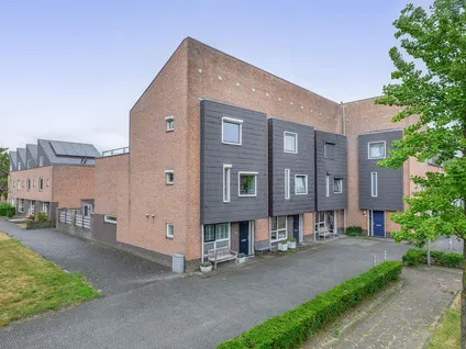 Hoekwoning te koop: Chopinplein 26, Oud-Beijerland Poortwijk Oud-Beijerland
