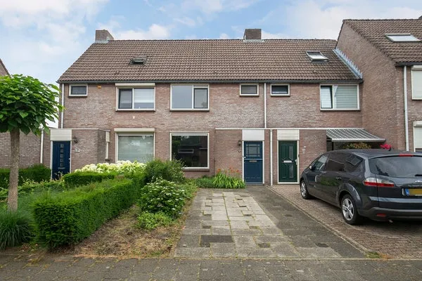 Tussenwoning te huur: Chopinstraat 37, Plein 1 Schijndel