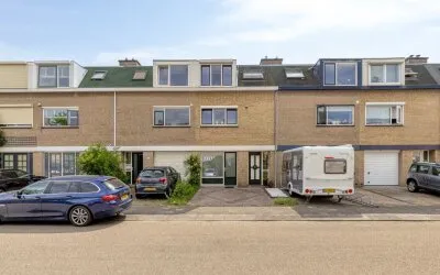 Tussenwoning te koop: Chopinstraat 67, Componistenbuurt Lisse
