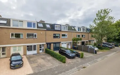 Tussenwoning te koop: Chopinstraat 83, Componistenbuurt Lisse
