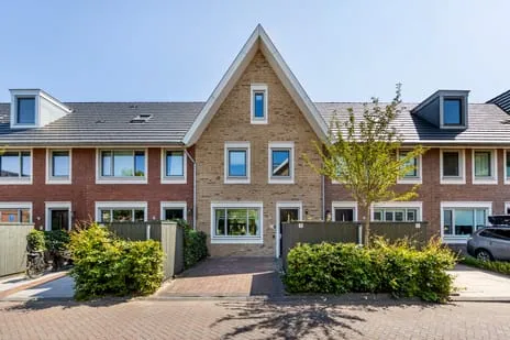 Tussenwoning te koop: Chr. Bruningslaan 8, Oude Dorp, Indische buurt en omgeving Heemstede