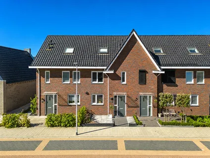 Tussenwoning te koop: Christinastraat 26, Urkerland Urk