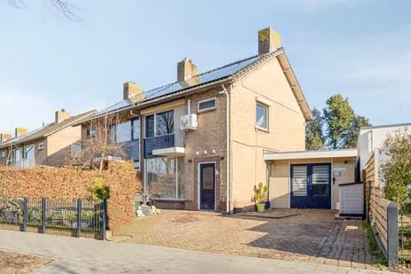 Tussenwoning te koop: Christinastraat 49, Middelrode Berlicum
