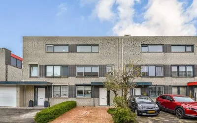 Terraced house for sale: Christoffelkruid 7, Kruidenbuurt Vlaardingen