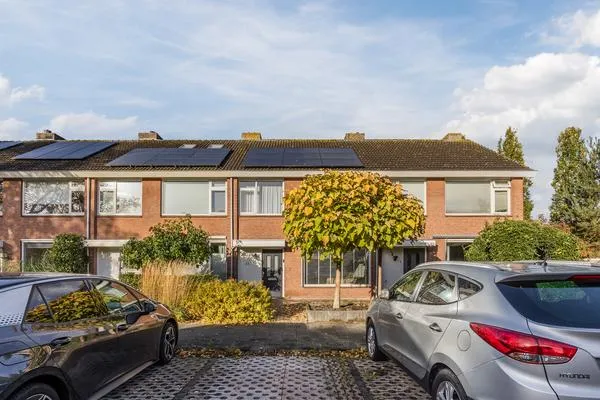 Tussenwoning te koop: Chromietdijk 43, Kortendijk C Roosendaal