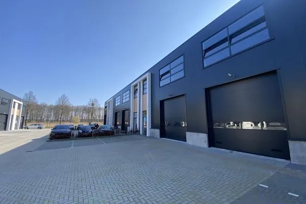 Appartement te koop: Chroomstraat 8-22, Industrieterrein Oostervaart West Lelystad