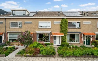Tussenwoning te koop: Chrysantenhof 63, Bloemenbuurt Berkel En Rodenrijs