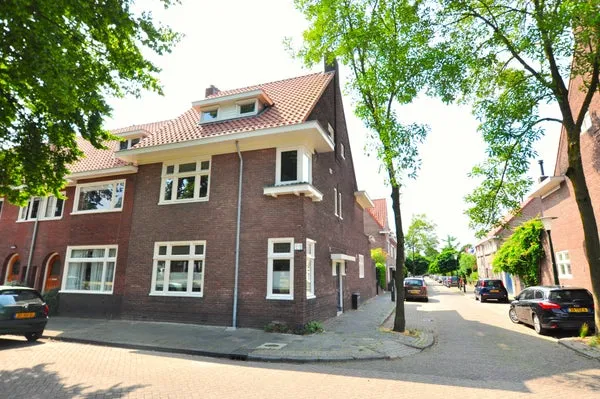 Woning te huur: Chrysantenstraat, Gerardusplein Eindhoven