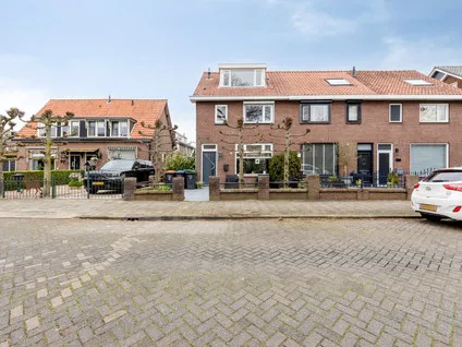 Hoekwoning te koop: Churchillplein 6, Slikkerveer Ridderkerk