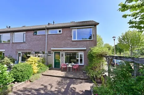 Hoekwoning te koop: Churchillstraat 13, Tuindorp Keverdijk Naarden