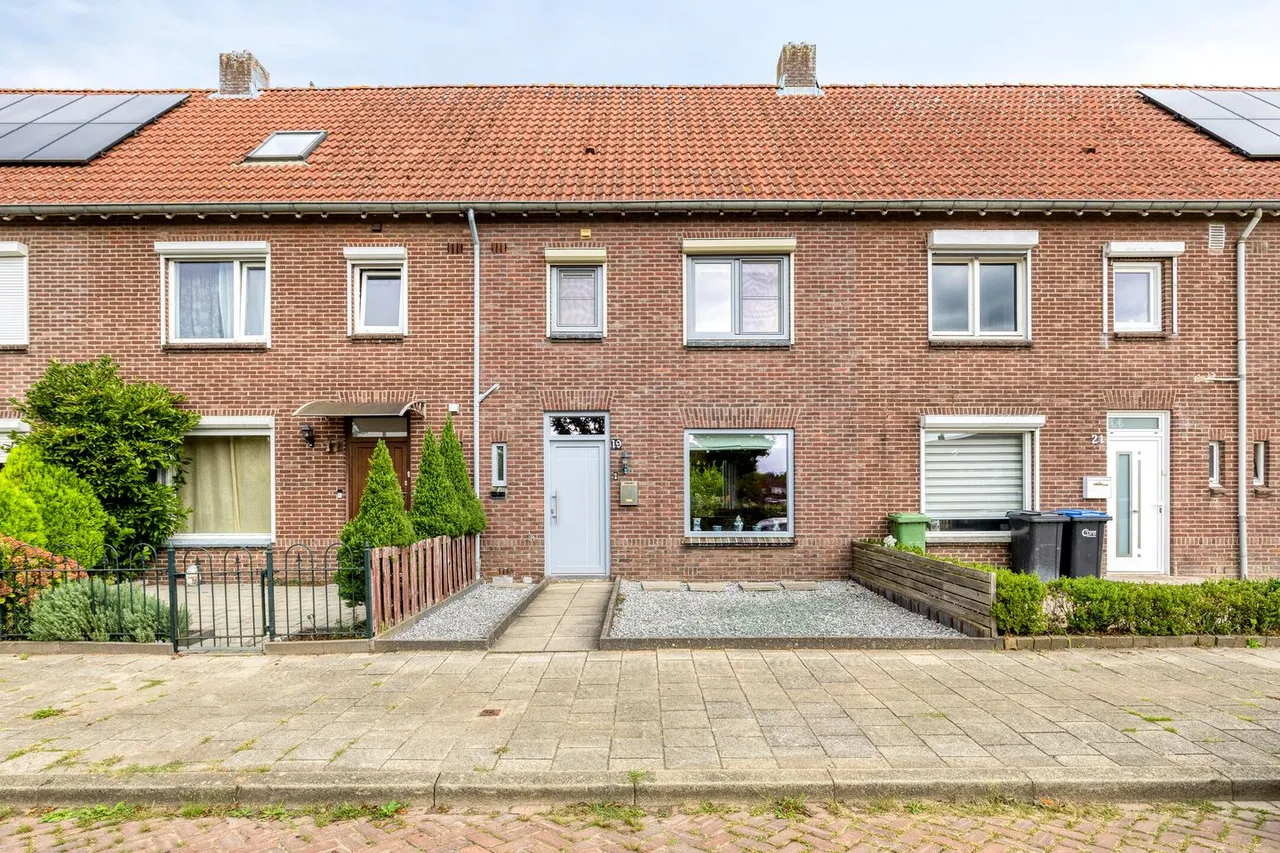 Tussenwoning te koop: Cipriano de Rorestraat 19, Eindhoven
