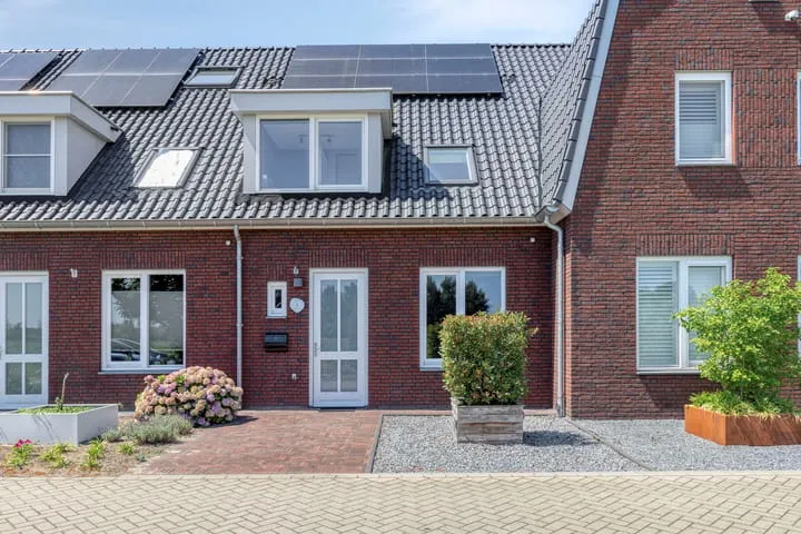 Tussenwoning te koop: Cissenlaan 7, Kom Vinkel Vinkel (Gem. Den Bosch)