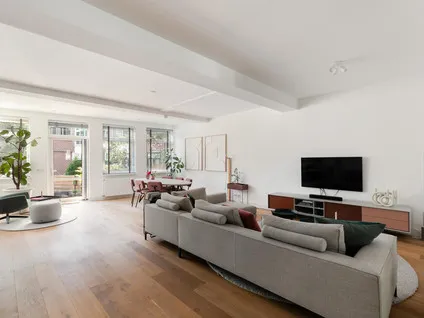 Apartment for sale: Claes de Vrieselaan 160A, Middelland Rotterdam