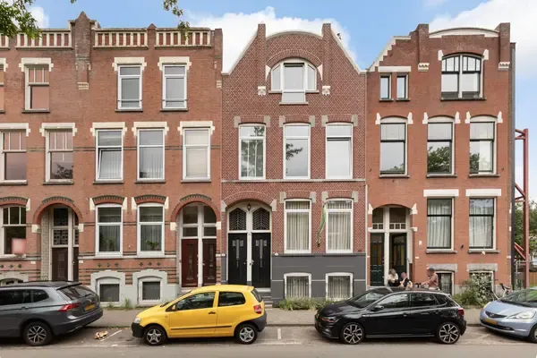 Appartement te koop: Claes de Vrieselaan 33B, Middelland Rotterdam