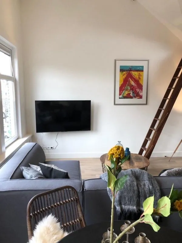 Home for rent: Claes de Vrieselaan, Middelland Rotterdam