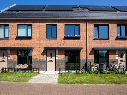 Tussenwoning te koop: Claes Stierpweg 3, Stommeer Aalsmeer