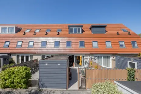 Tussenwoning te koop: Claes van Kietenstraat 34, Spaarndam Spaarndam
