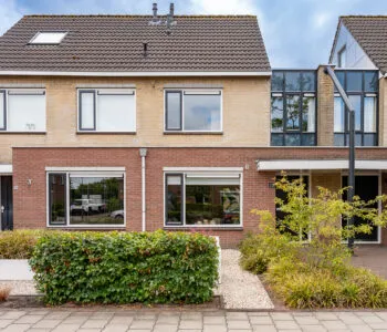 Tussenwoning te koop: Clakenweg 27, Elburg