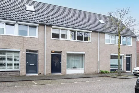 Tussenwoning te koop: Clasinadreef 13, Kasteel Oost Tilburg