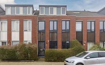 Tussenwoning te koop: Claude Debussystraat 9, Rooswijk Noord Zaandijk