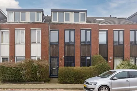Tussenwoning te koop: Claude Debussystraat 9, Rooswijk Noord Zaandijk