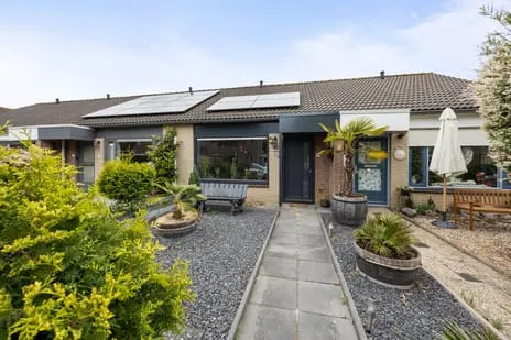 Tussenwoning te koop: Claudiuslaan 40, Beuningen-Heuve-1 Beuningen (Ge)