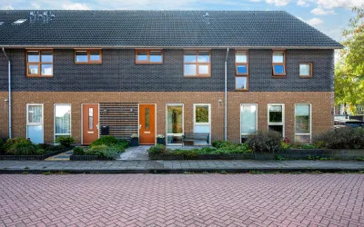 Tussenwoning te koop: Clausstraat 2B, Groningen