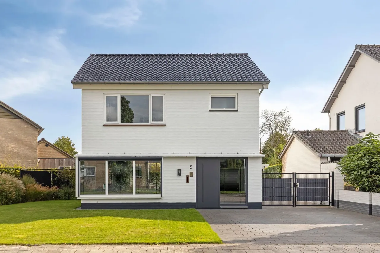 Vrijstaande woning te koop: Clausstraat 4, Hulst