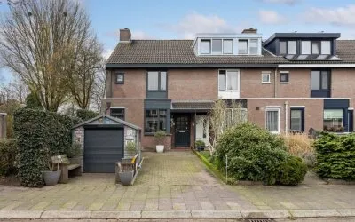 Hoekwoning te koop: Claverenbladstraat 128, Claverenblad Leusden