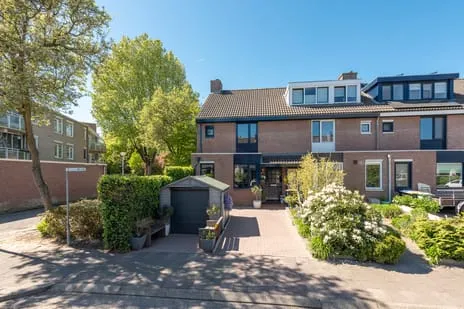 Hoekwoning te koop: Claverenbladstraat 128, Claverenblad Leusden