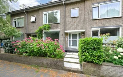 Tussenwoning te huur: Clematislaan 51, Groot Deijleroord en Ter Weer Wassenaar