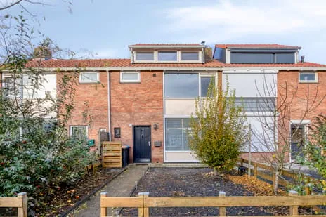 Tussenwoning te koop: Clematisstraat 12, De Ooi Doesburg