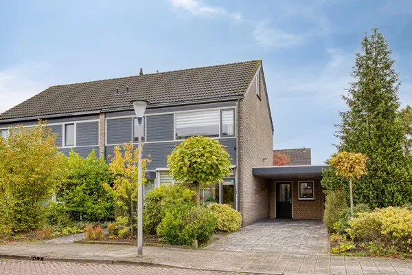 Twee-onder-één-kap te koop: Clematisstraat 25, Veldkamp en Borchert Denekamp