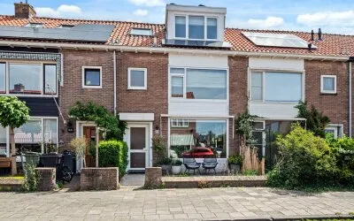 Tussenwoning te koop: Clovisstraat 44, Dietsveld Haarlem