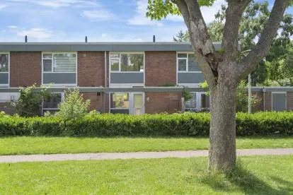 Tussenwoning te koop: Clusiusstraat 21, Poelenburg Noord Zaandam