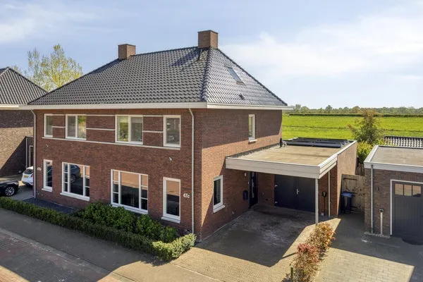 Twee-onder-één-kap te koop: Coehoornhof 47C, Nederasselt Nederasselt