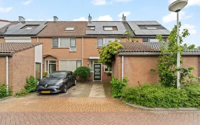 Tussenwoning te koop: Coen Botrede 19, Redebuurt Capelle Aan Den Ijssel