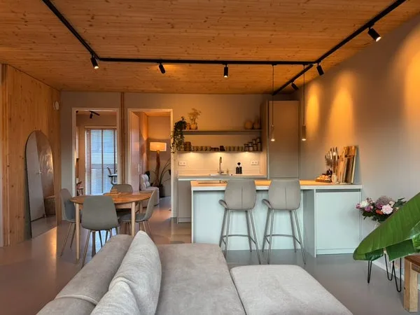 Woning te huur: Cola Debrotstraat, Centrumeiland Amsterdam