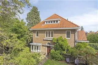Twee-onder-één-kap te koop: Colenbranderstraat 13, Arnhem