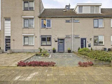 Tussenwoning te koop: Coloradostraat 11, Schenkel-Zuidwest Spijkenisse