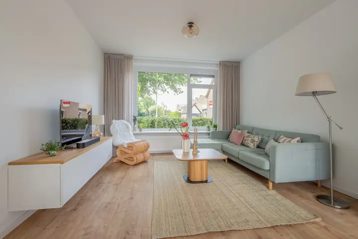 Tussenwoning te koop: Commanderijstraat 14, Schelluinen-Dorp Schelluinen