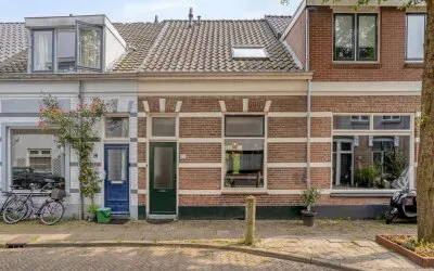 Tussenwoning te koop: Commissiestraat 20, Oud-Assendorp Zwolle
