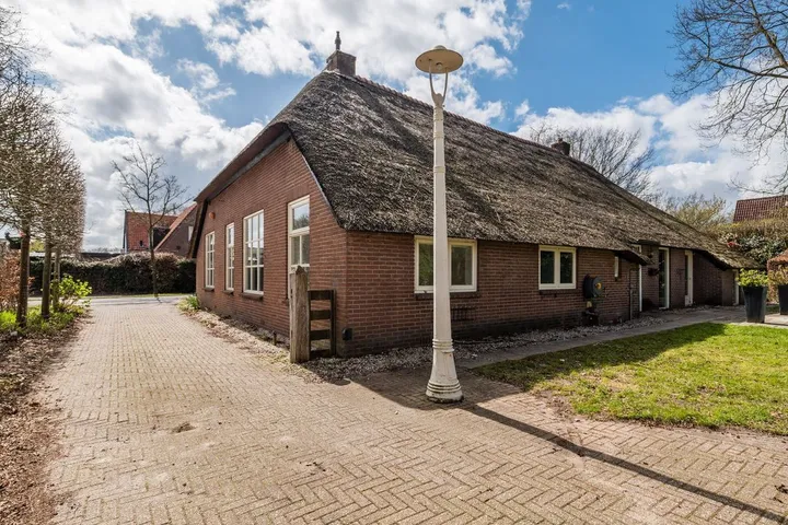 Vrijstaande woning te koop: Commissieweg 1, De Wijk