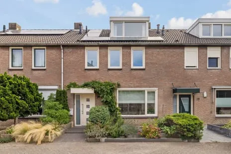 Tussenwoning te koop: Comopad 28, Heesterakker Eindhoven
