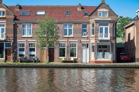 Tussenwoning te koop: Comriekade 14, Woubrugge Woubrugge