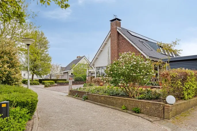 Vrijstaande woning te koop: Comriekade 37, Woubrugge Woubrugge