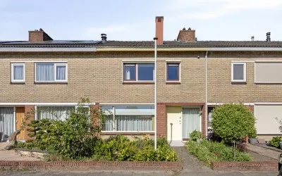 Tussenwoning te koop: Concertstraat 17, Anklaar Apeldoorn
