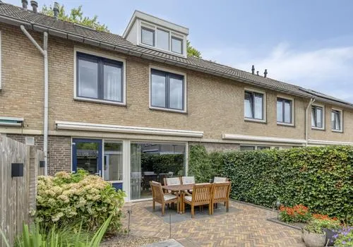 Tussenwoning te koop: Concordialaan 258, Baai 2 Etten-Leur