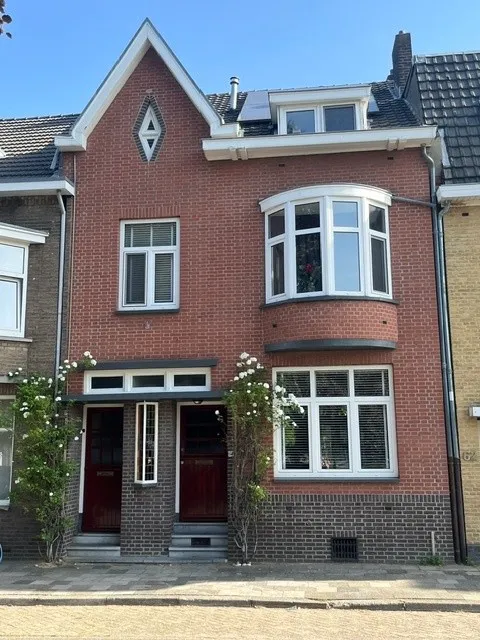 Tussenwoning te koop: Concordiastraat 64, Scharn Maastricht